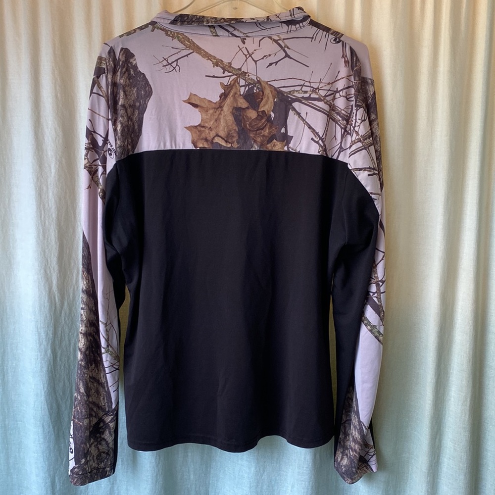 Mossy Oak Camo Quater Zip Pullover - Picture 2 of 8